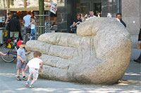 Hand sculpture at the Meir