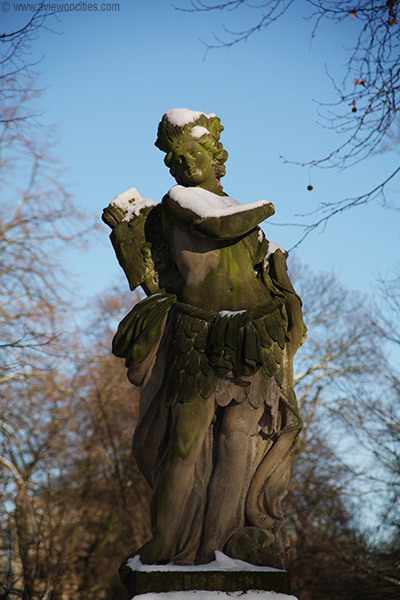 Statue in Stadspark