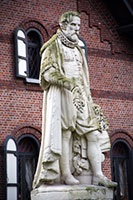 Statue of Peeter van Coudenberghe, Kruidtuin, Antwerp