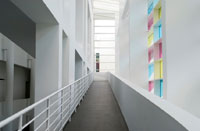 Interieur van het MACBA museum in Barcelona