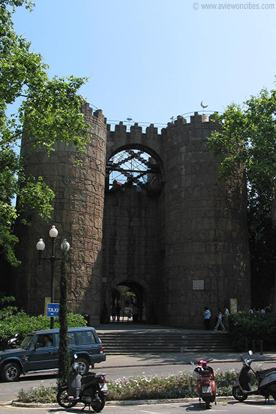 Entrance gate to Poble Espanyol