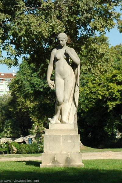 Statue at the Parc de la Ciutadella