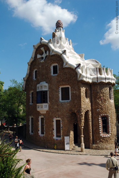 Reception House in Parc Gu�ll, Barcelona