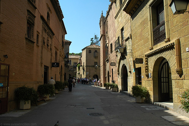 Caballeros Street, Spanish Village