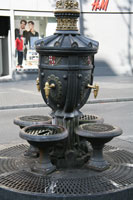 Font de Canaletes, Rambla