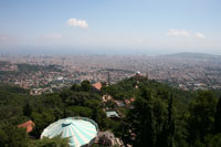 Zicht over Barcelona vanaf Tibidabo
