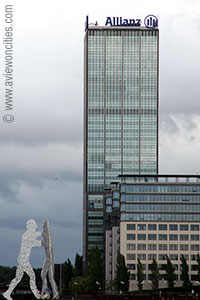 Allianz Tower