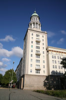 Tour au Frankfurter Tor, Berlin
