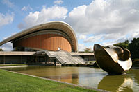 Henry Moore sculpture in front of the Haus der Kulturen der Welt