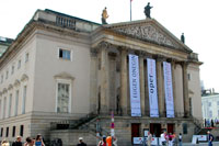 StaatsOper, Unter den Linden