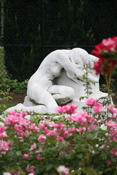 Statue in the Kelleher Rose Garden, Back Bay Fens