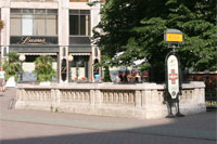 Ingang van de Metro op het Vörösmarty Plein