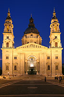 St. Stephen's Basilica at night