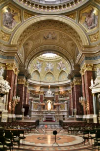 Main nave of St. Stephen's Basilica