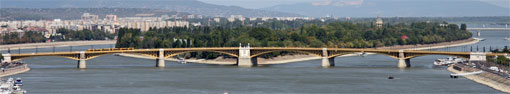 Panoramazicht op de Margarethabrug