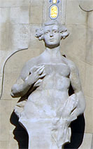 Detail van de voorgevel van het Gresham Paleis in Boedapest