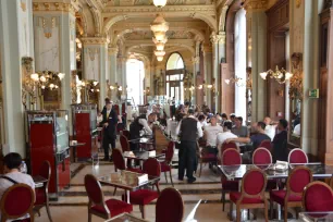 New York Café interior