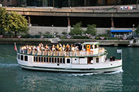 Chicago River boat tours