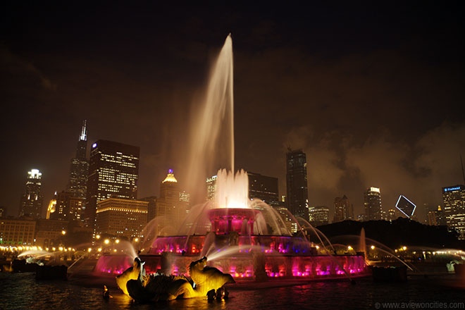 Buckingham Fountain during its animated water display