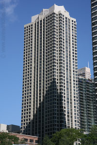 Plaza 440