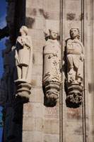 Statues on the Ratsturm in Cologne