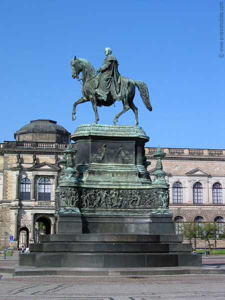King John Statue at the Theaterplatz