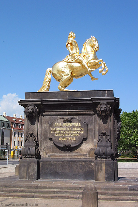 Goldene Reiter, statue of Augustus the Strong