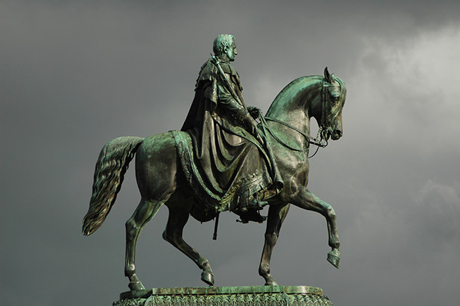 King John Statue