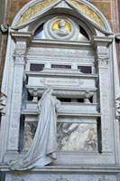 Het grafmonument van Gioacchino Rossini in Santa Croce