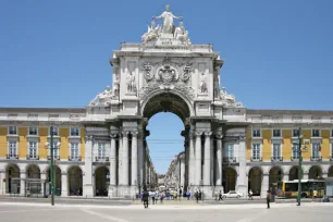 Triumphal arch at the Praca do Comercio in Lisbon