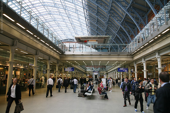 of station train pancras in map geneva st