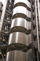 Detail van het Lloyd's gebouw in Londen