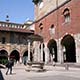 Piazza Mercanti, milan