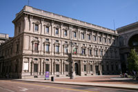 Palazzo Marino, Piazza della Scala