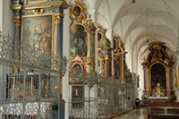 Peterskirche Interior