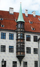 Monkey Tower, Burgstock, Alter Hof, Munich