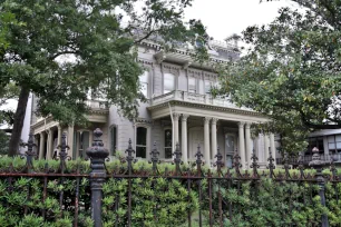 Louise McGehee School in the Garden District, New Orleans