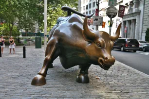 Charging Bull Statue, Bowling Green