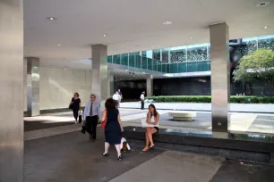 Floating mezzanine of the Lever House in New York