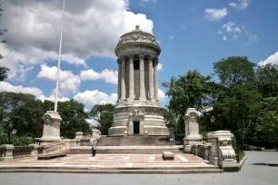 Soldiers' and Sailors' Monument, Riverside Park, New York City