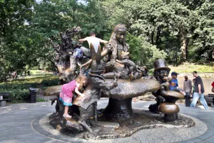 Alice in Wonderland, Central Park