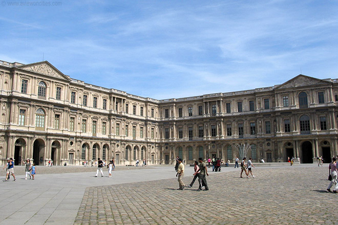 Louvre