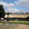 Fountain, Place des Vosges