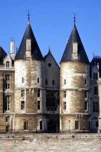 Caesar & Silver Tower, Conciergerie, Paris