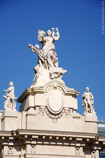 Sculpture on the Grand Palais