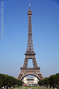 Paris Eiffel Tower Pictures  Information on Eiffel Tower