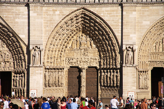 Notre Dame porch, Paris