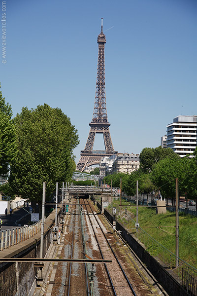 Eiffel Tower seen from the Pont de la Grenelle