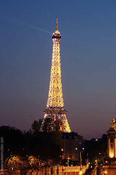 Eiffel Tower at dusk