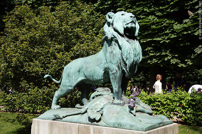 Lion Statue, Paris